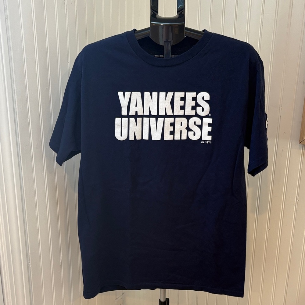 Vintage 2006 Yankees Universe Navy Tee